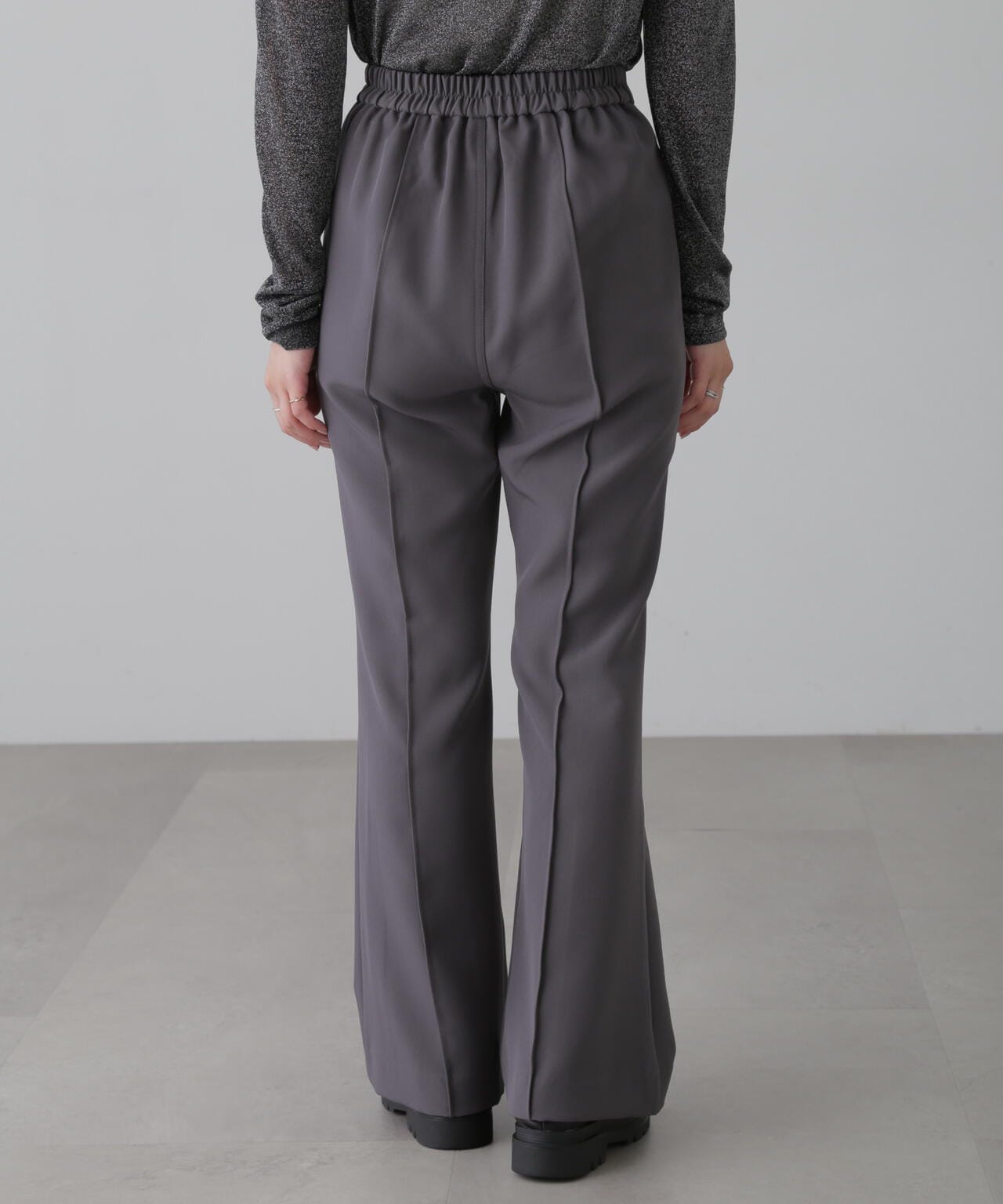 [低身長サイズ/Sシリーズ]フレアセンタープレスパンツ