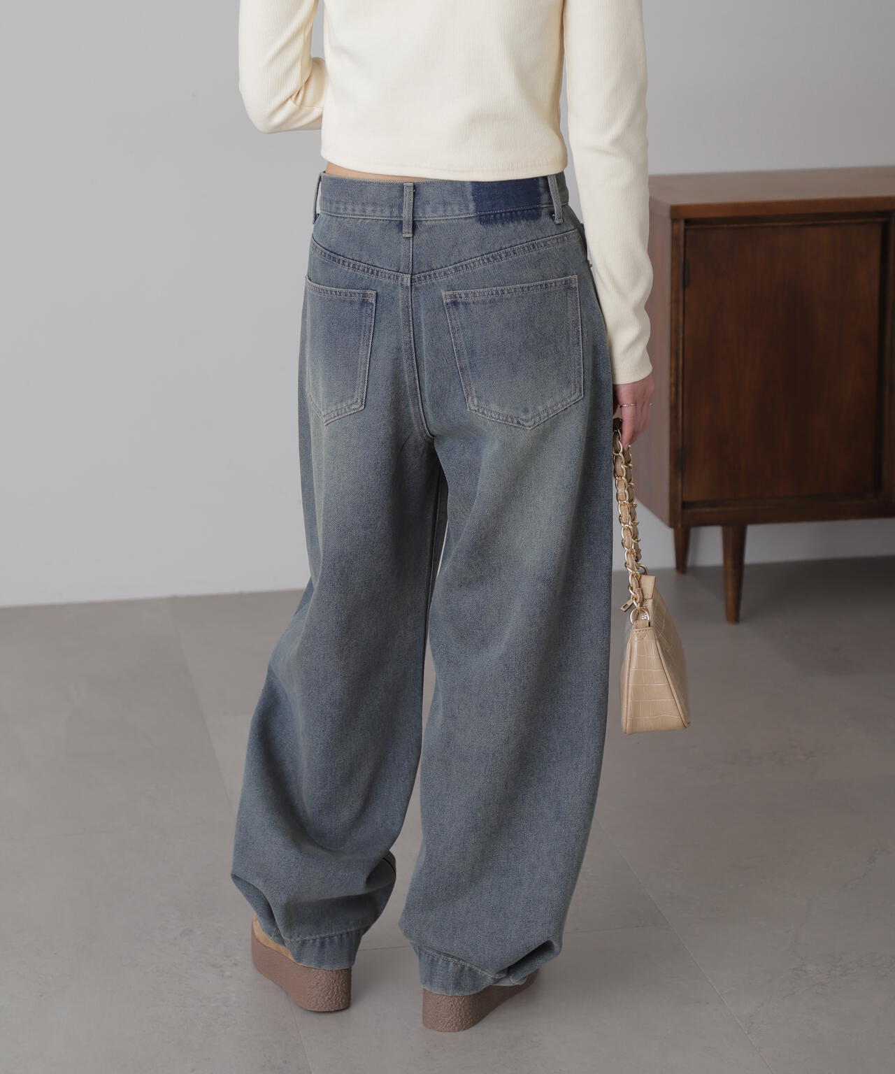 c97a89b0-f6ba-5b16-a4a6-fea8a5c27af6_Image