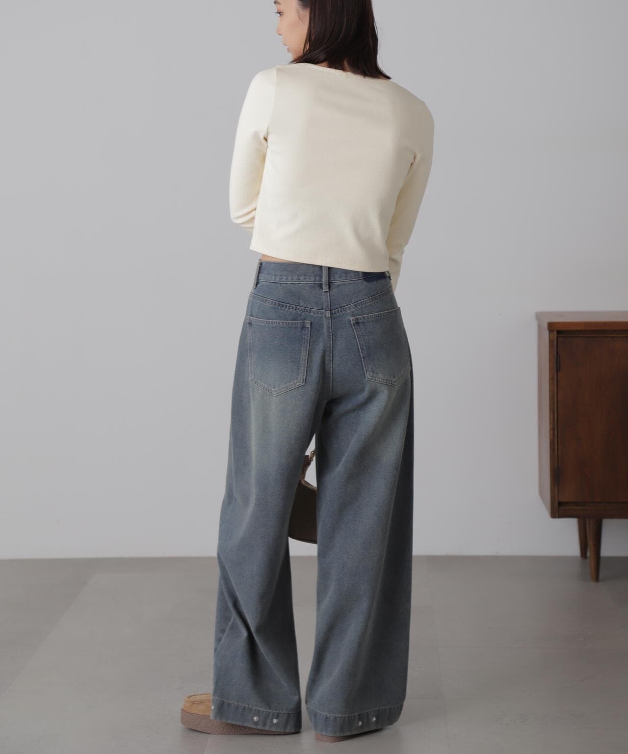 194f24b3-8818-502e-a256-239007ad3cb2_Image