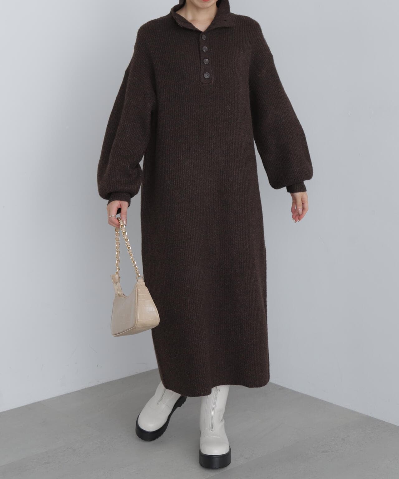 完売❣️新品半額以下❣️サイドプリーツニットワンピース 楽天市場】【25AW×半額クーポン】プリーツスリーブ ニットワンピース