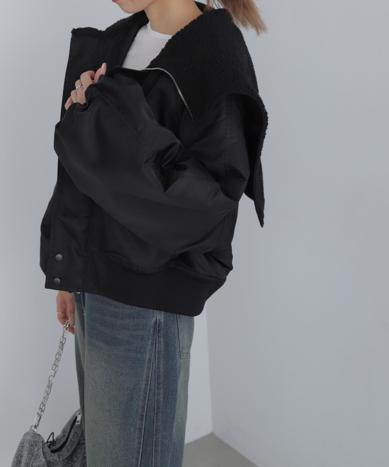 60750090-26d7-593e-8faf-5916951fa56d_Image