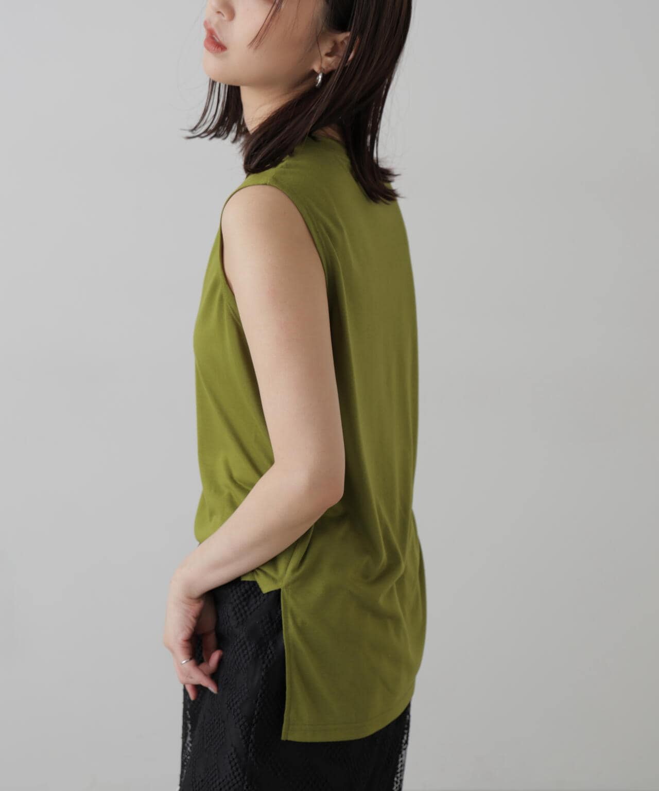 マカ50 超美品 プリーツプリーズ デザインタンクトップ サイズ3 マカ50