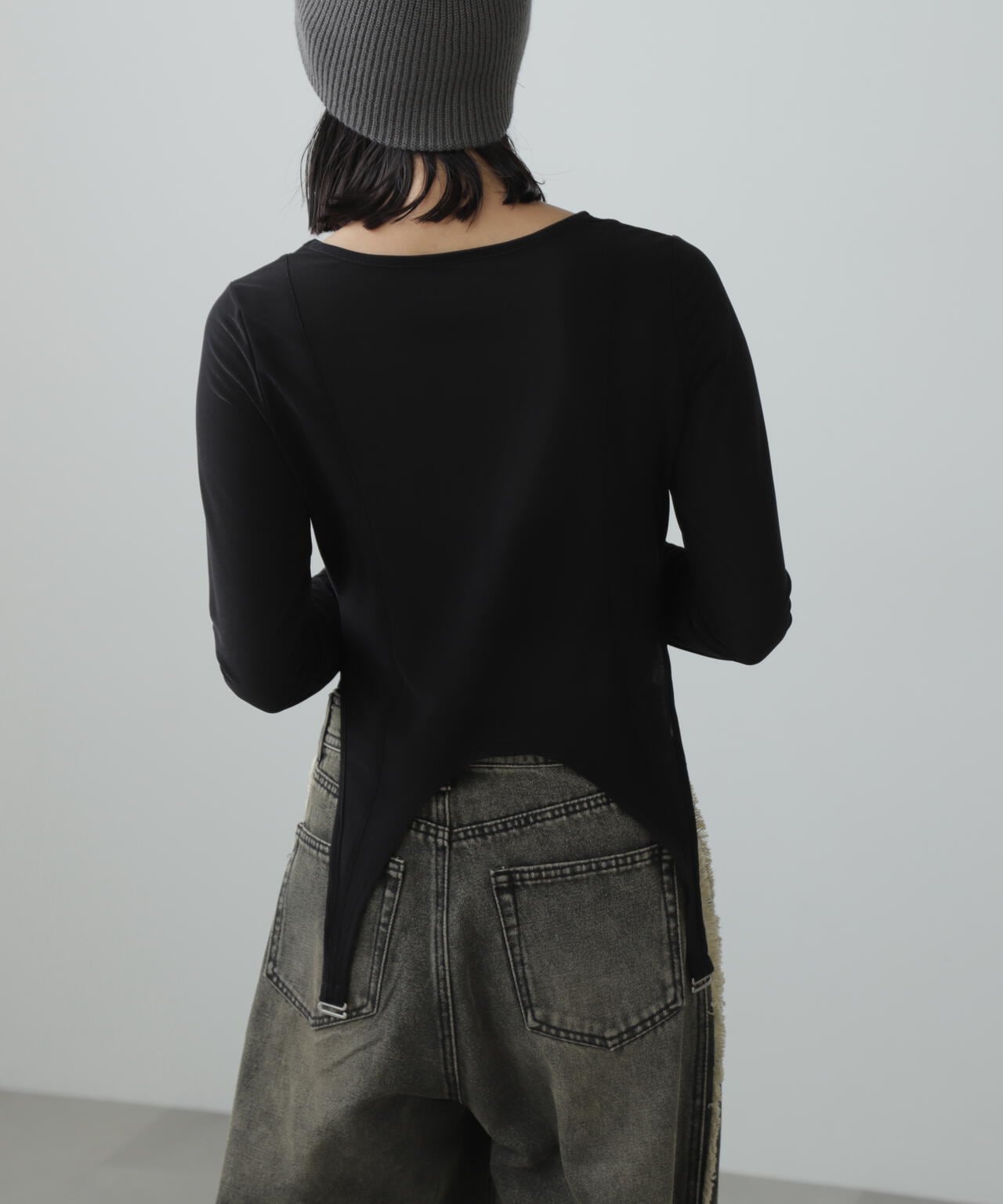 ［FB限定］シアーガーターカットソー
