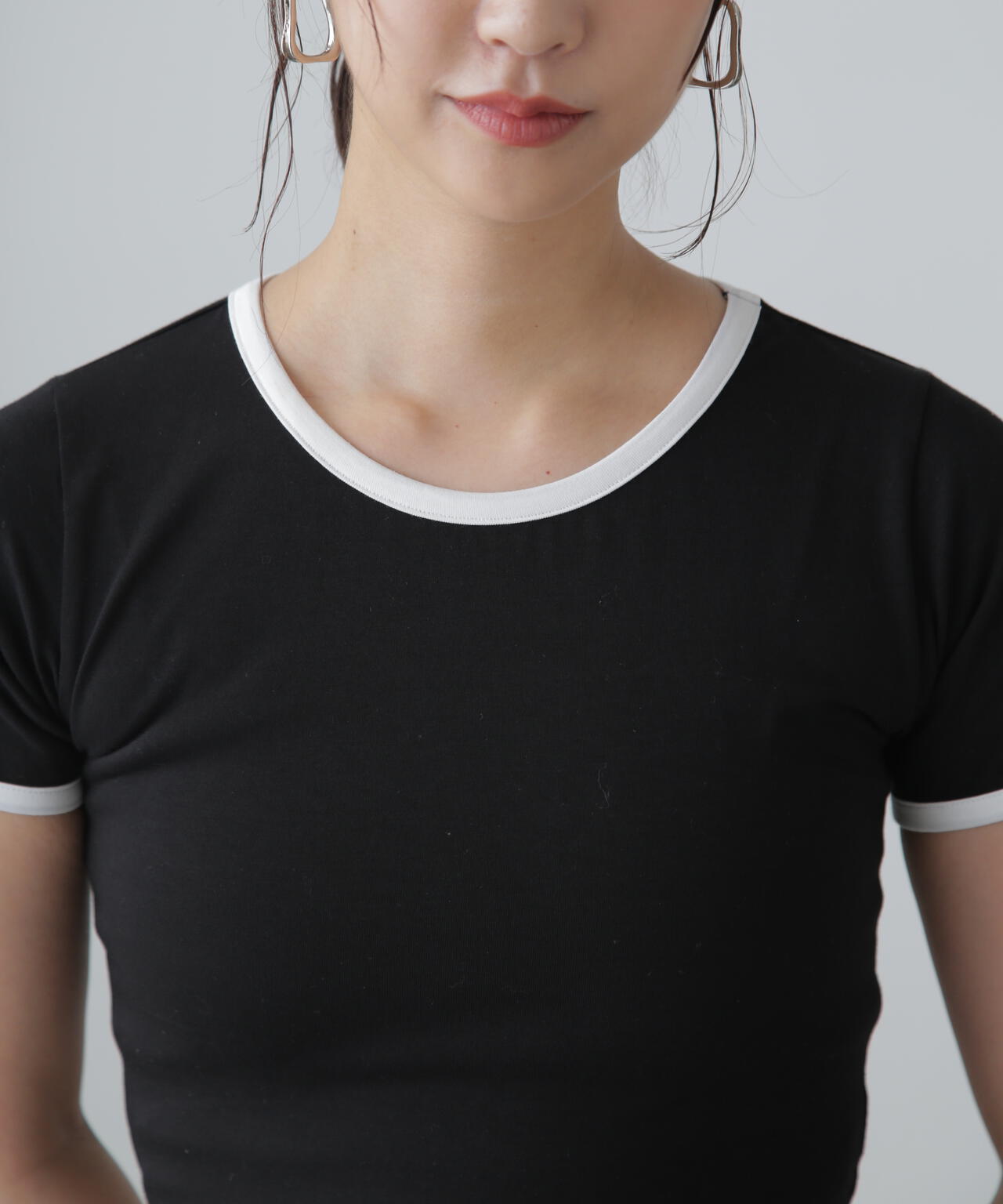 ショート丈リンガーTシャツ