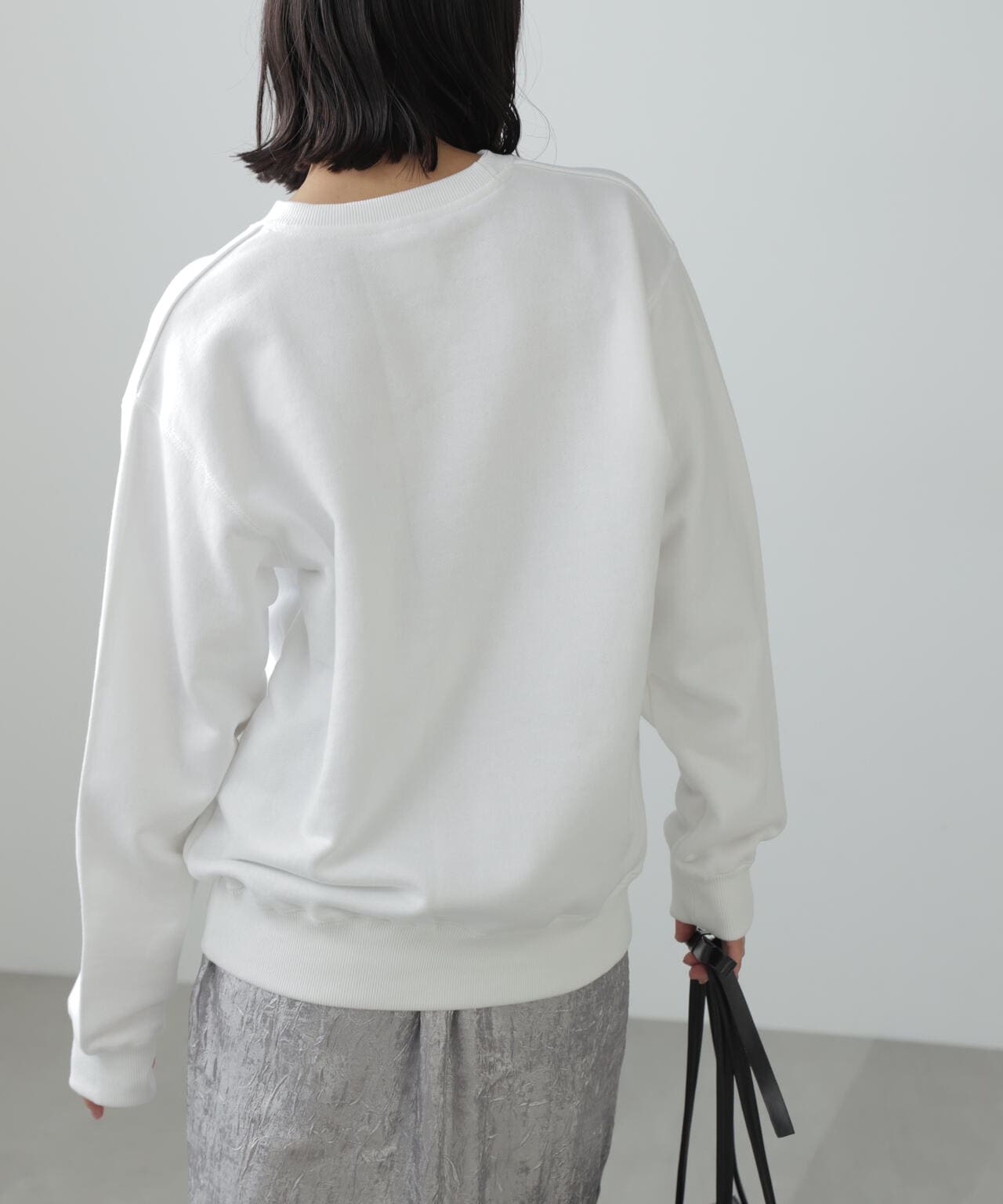 8b3343aa-7c4a-5300-9caf-e469ac4c5fd2_Image