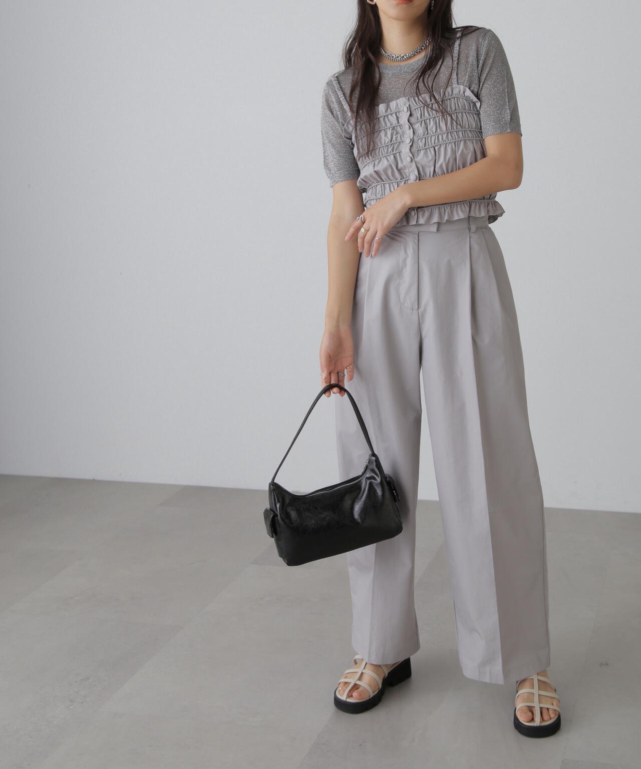 2025FW 9月新作　ミストプリーツ半袖トップス 灰色 2025FW 9月新作 ミストプリーツ半袖トップス 灰色