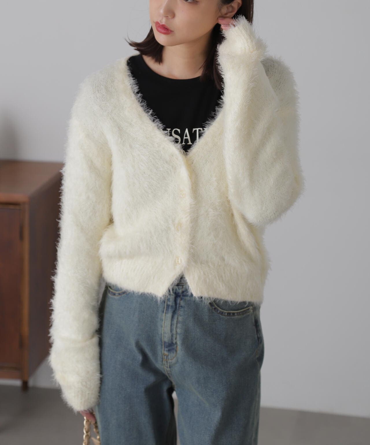 Vネックフェザーショート丈カーディガン | FREE'S MART（フリーズ