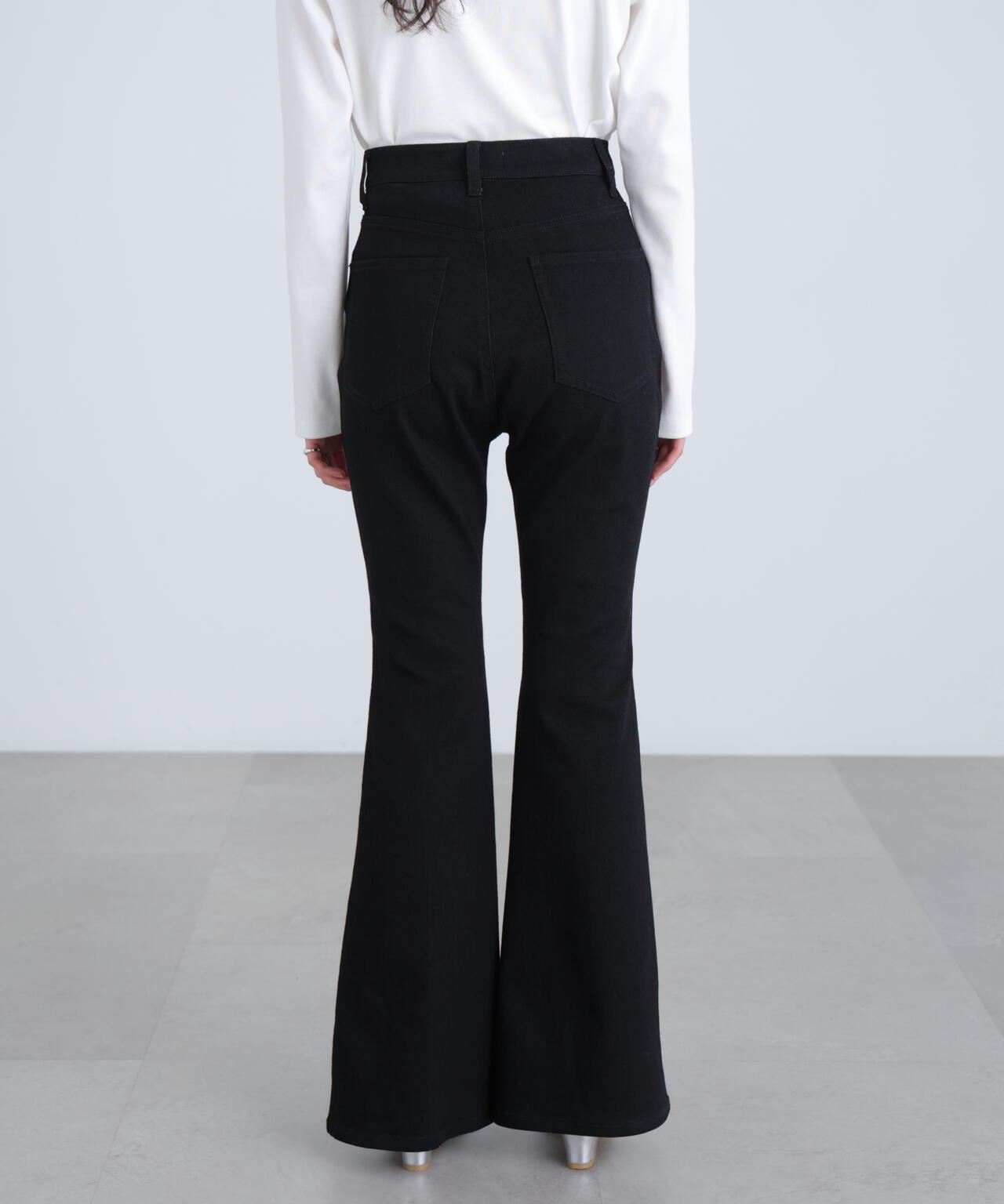 【累計販売3万本突破！選べる5色】【4サイズ展開XS-L] 内スリットベルボトムデニムパンツ【低身長サイズ有】