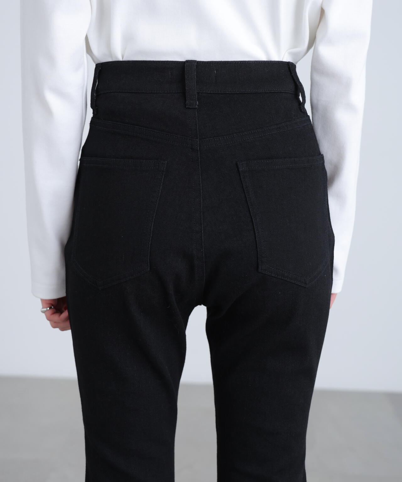 【累計販売3万本突破！選べる5色】【4サイズ展開XS-L] 内スリットベルボトムデニムパンツ【低身長サイズ有】