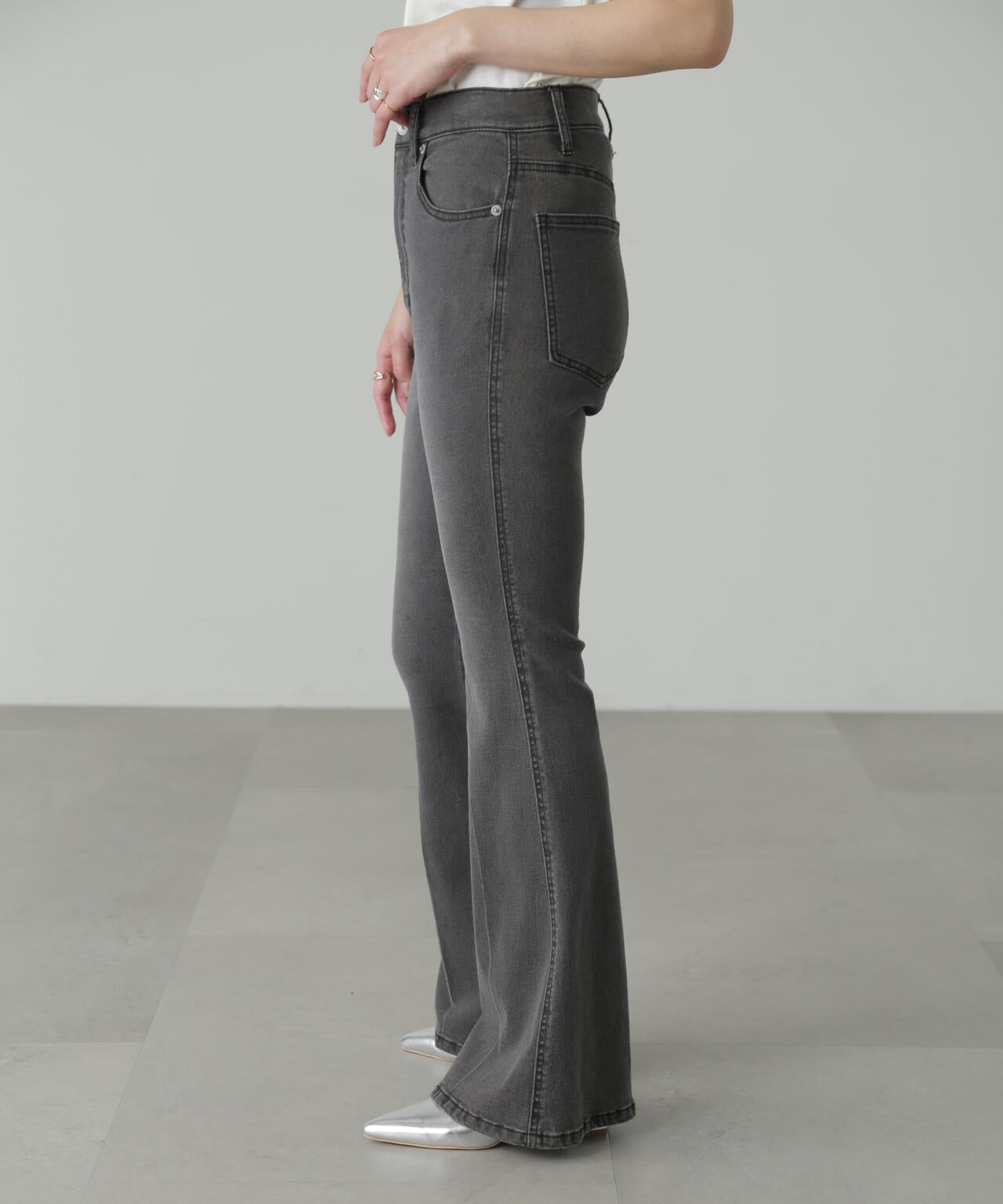 ce7f3981-4cc6-5c86-b150-db59679ef02f_Image