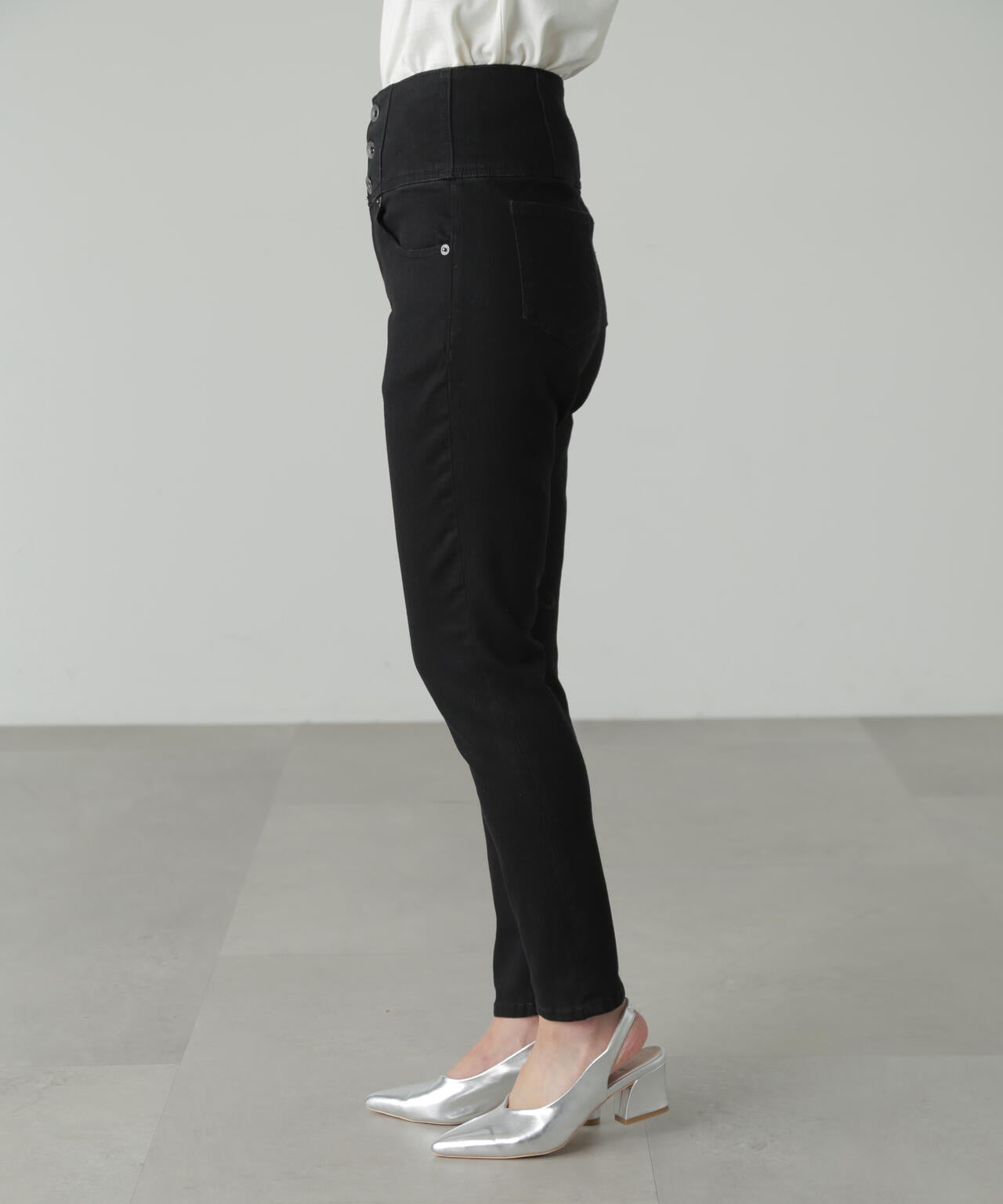 c2905c87-7b39-5680-be76-2a56fd3f1d71_Image