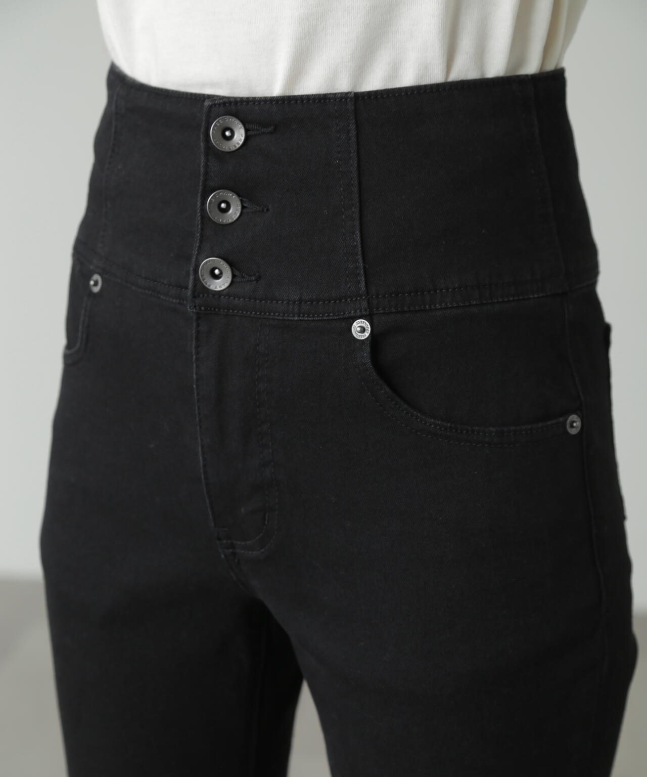 9bbce2af-d25a-57bf-87f3-dfcfcc6eaea4_Image