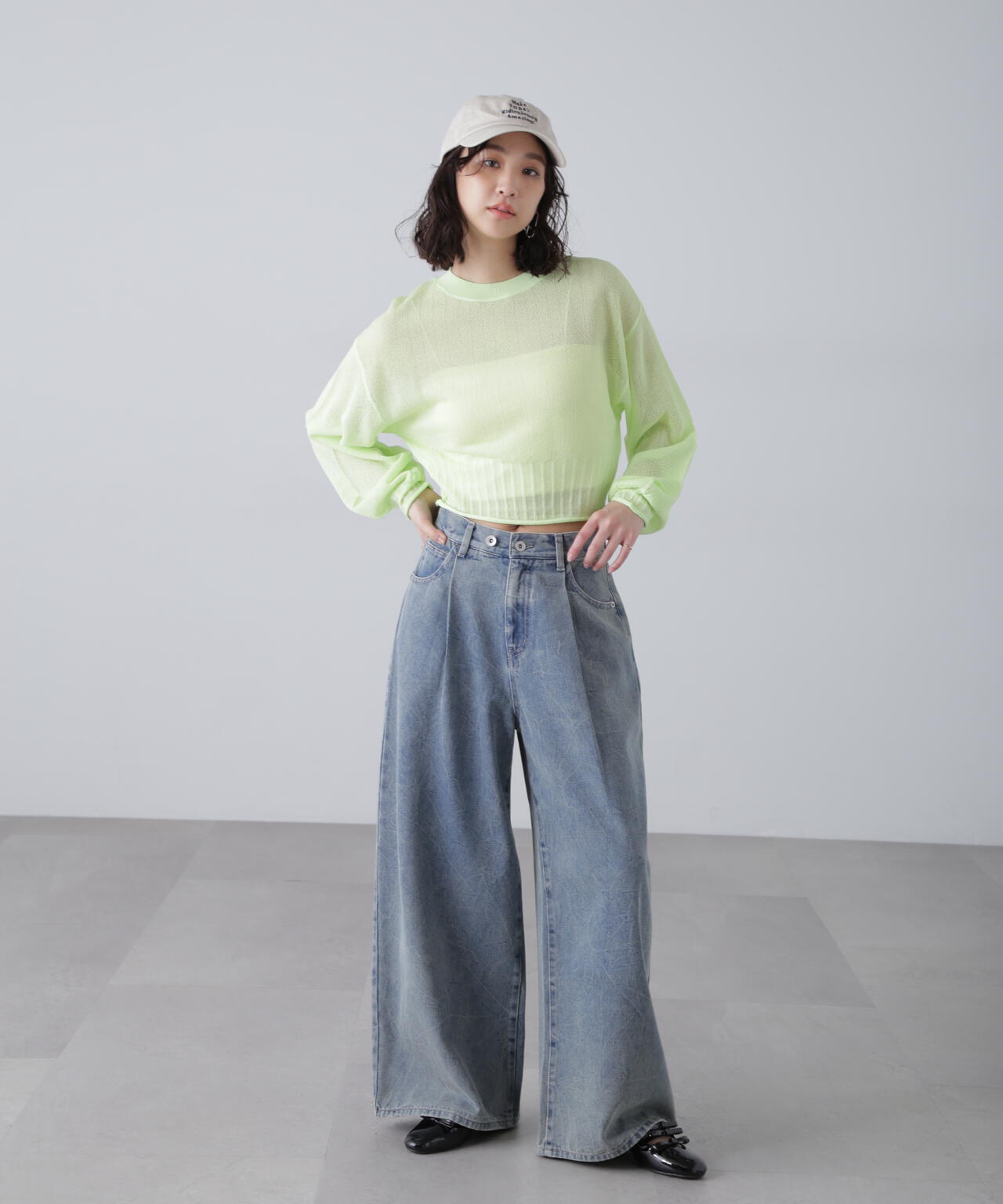 クリンクル加工タックワイドデニムパンツ