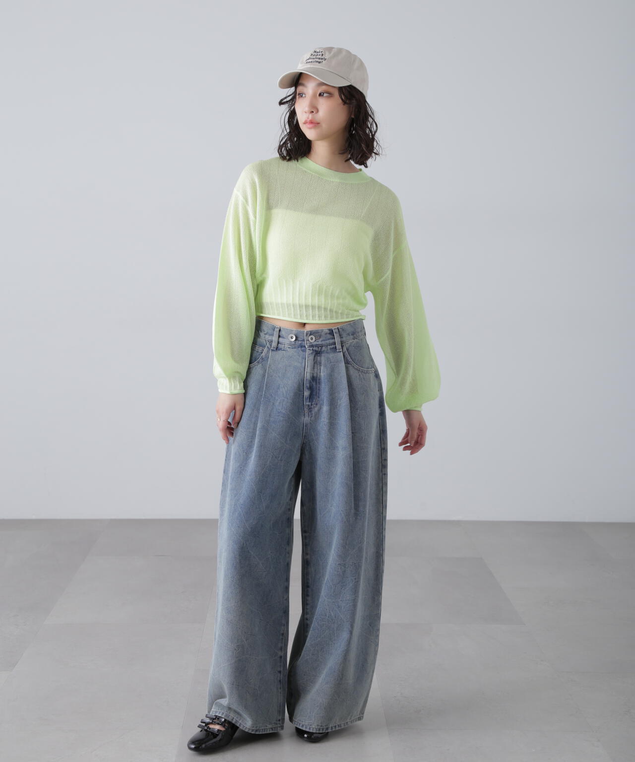 クリンクル加工タックワイドデニムパンツ