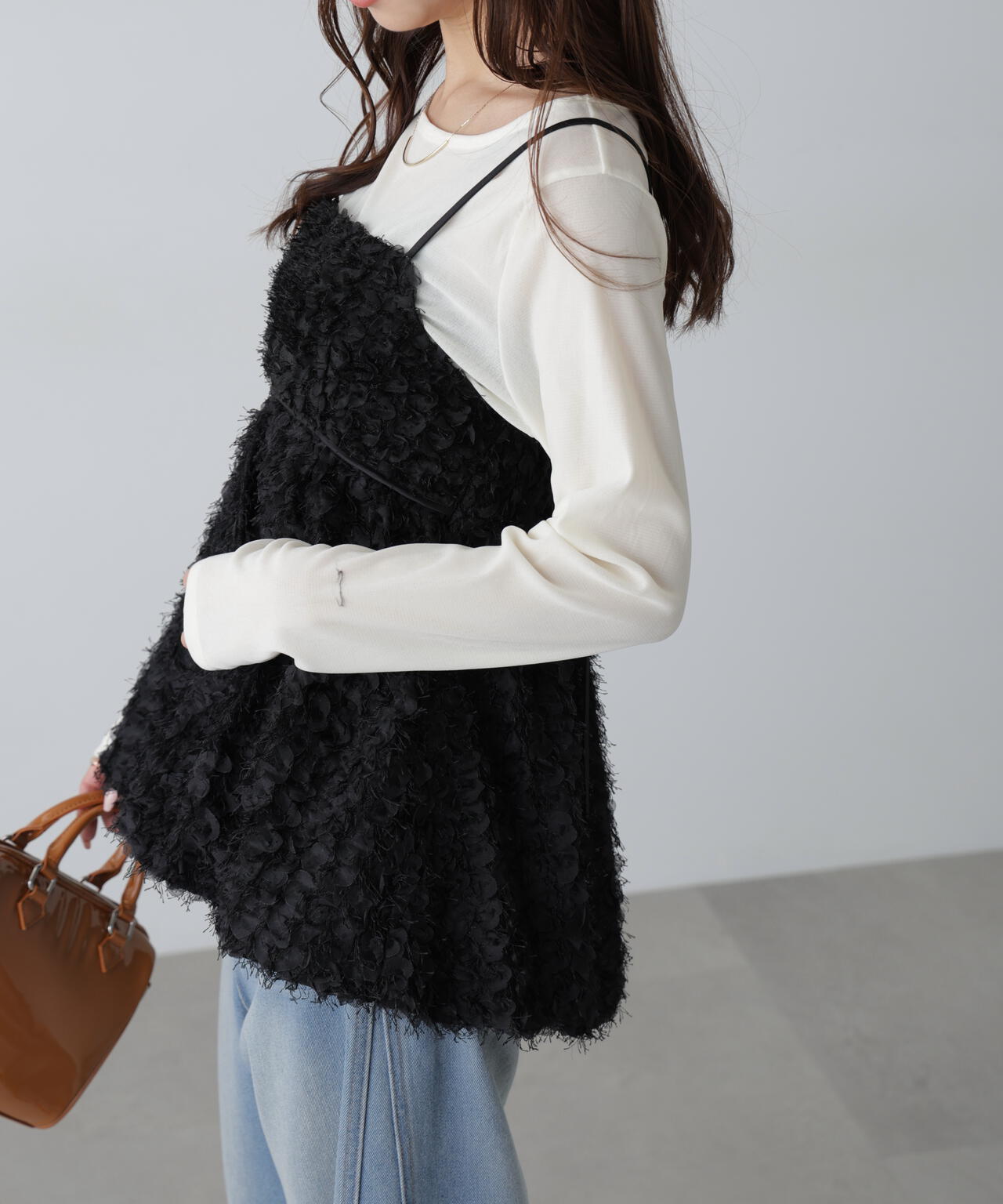 a4527933-05b9-5610-8ec7-06667198301a_Image