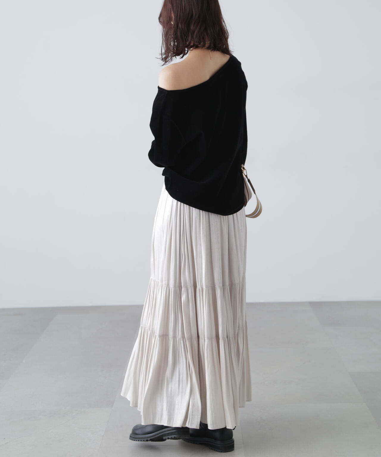 ［MFM］オープンネックフロッキーカットソー