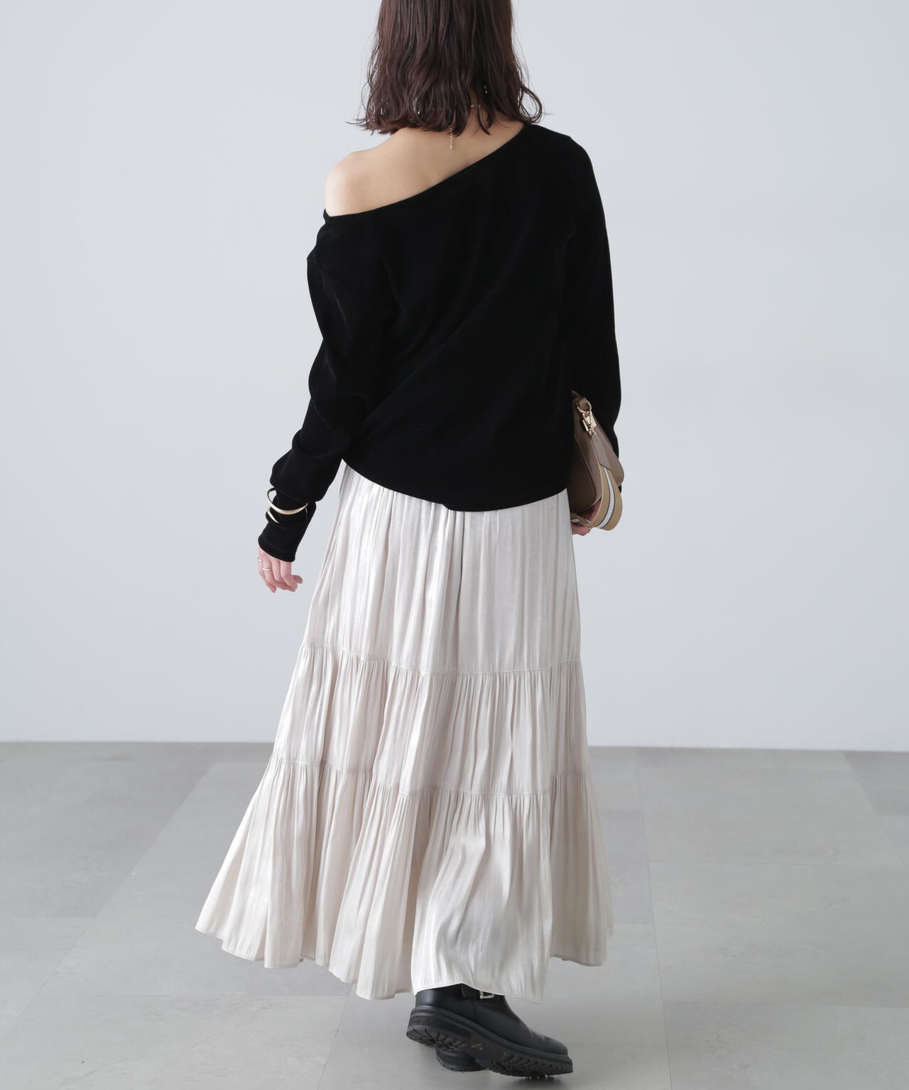 ［MFM］オープンネックフロッキーカットソー