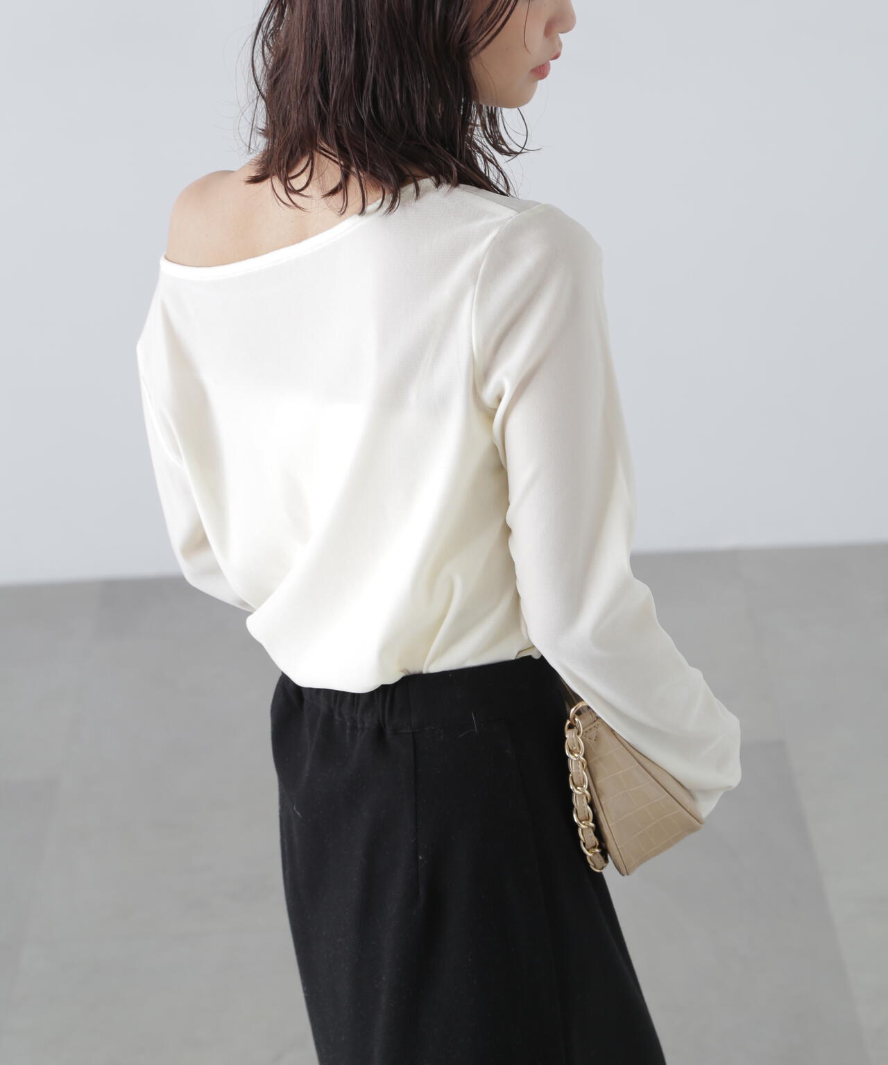 ［MFM］オープンネックフロッキーカットソー