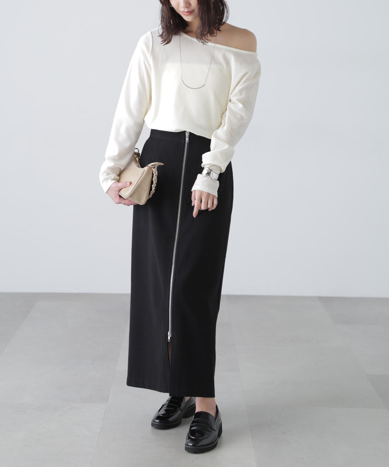 ［MFM］オープンネックフロッキーカットソー