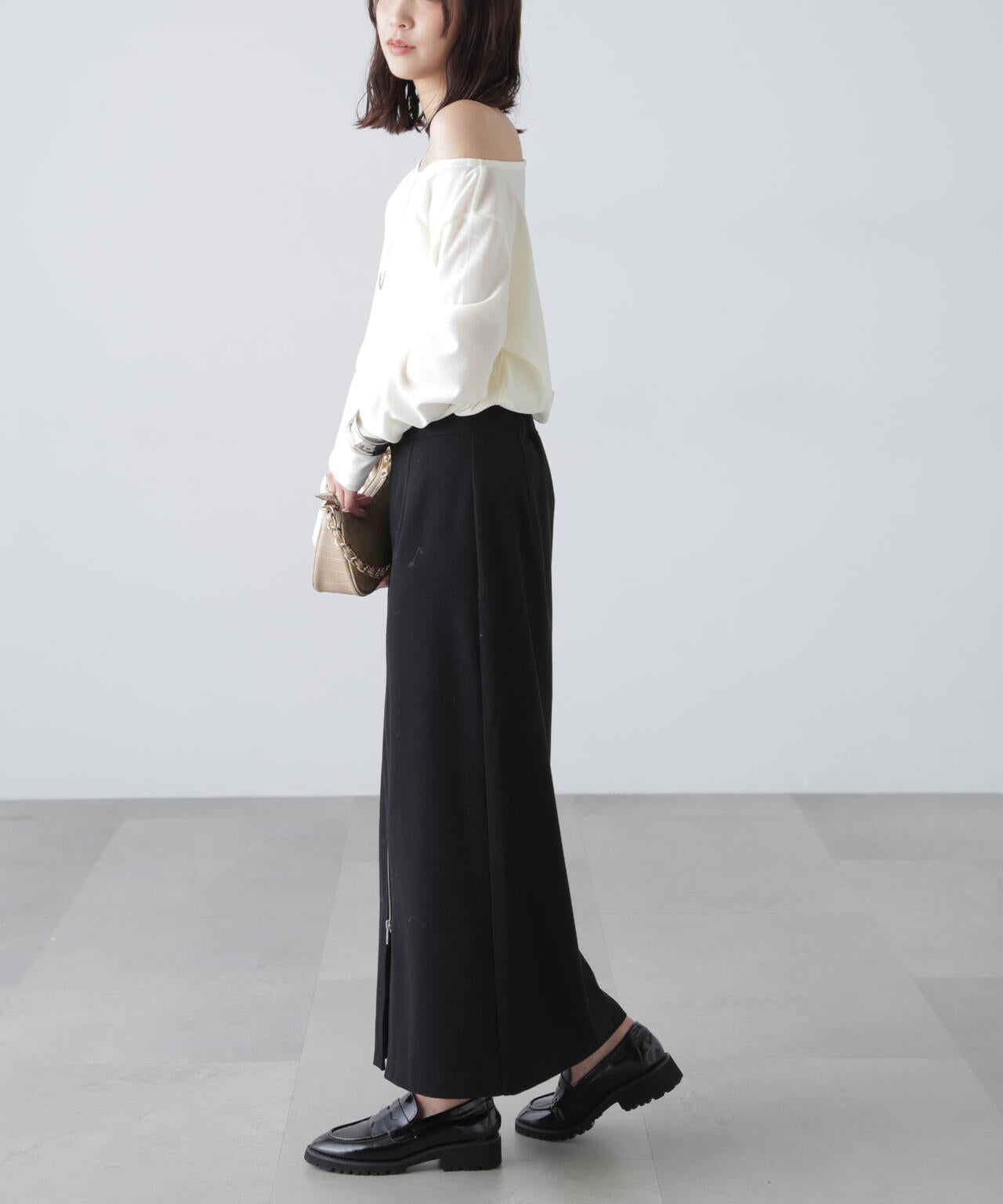 ［MFM］オープンネックフロッキーカットソー