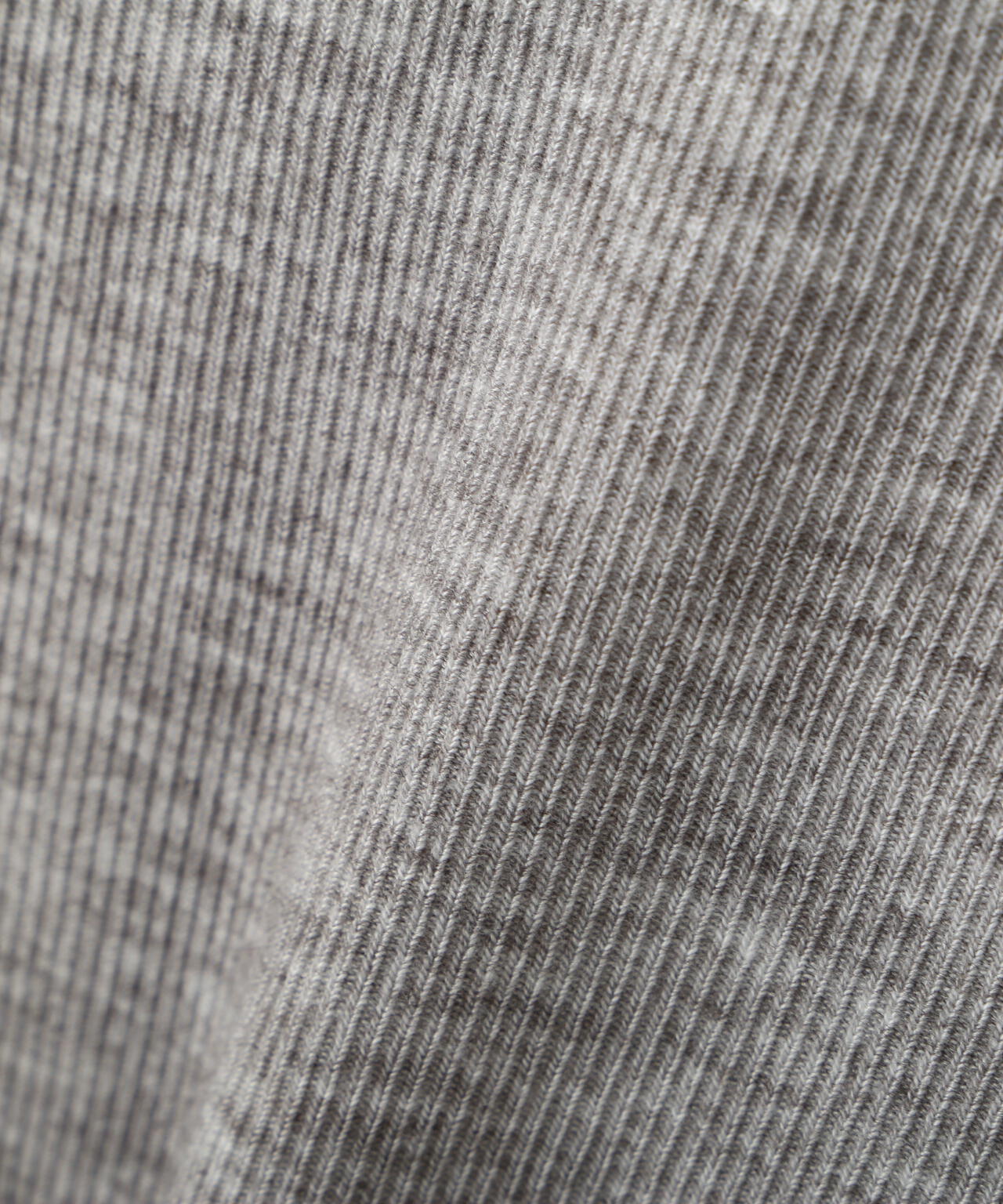 ホルターネックレイヤードサイドドロストカットソー