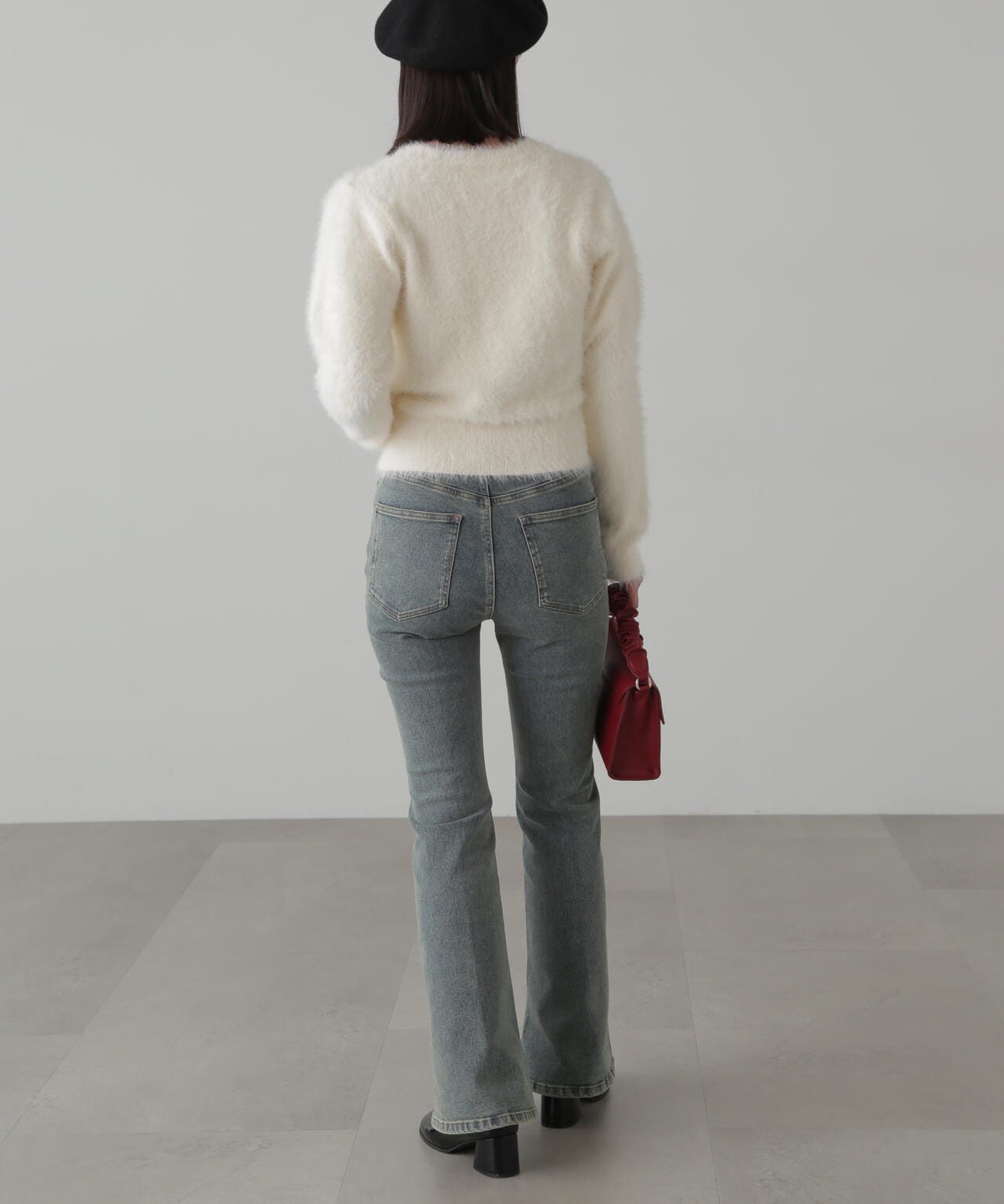 c44a9a8b-8b53-56a7-b6b3-003eb64662d6_Image