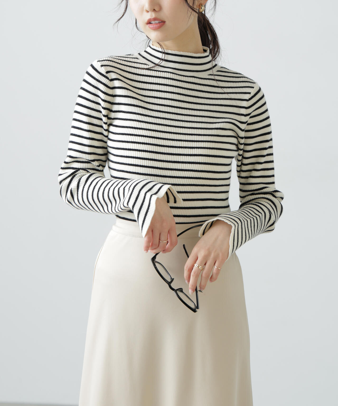 洗える〉マシンウォッシャブルボトルネックリブニット | FREE'S