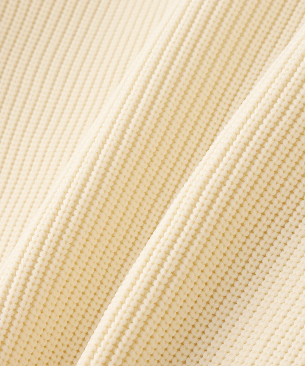 ゴールドアクセントボタンVネックカーディガン | FREE'S MART