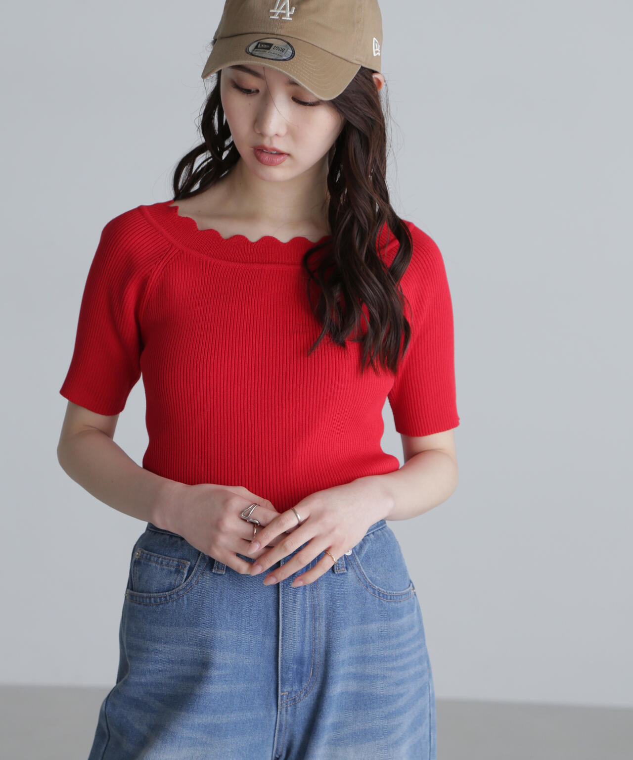２ＷＡＹオフショルスカラップニット