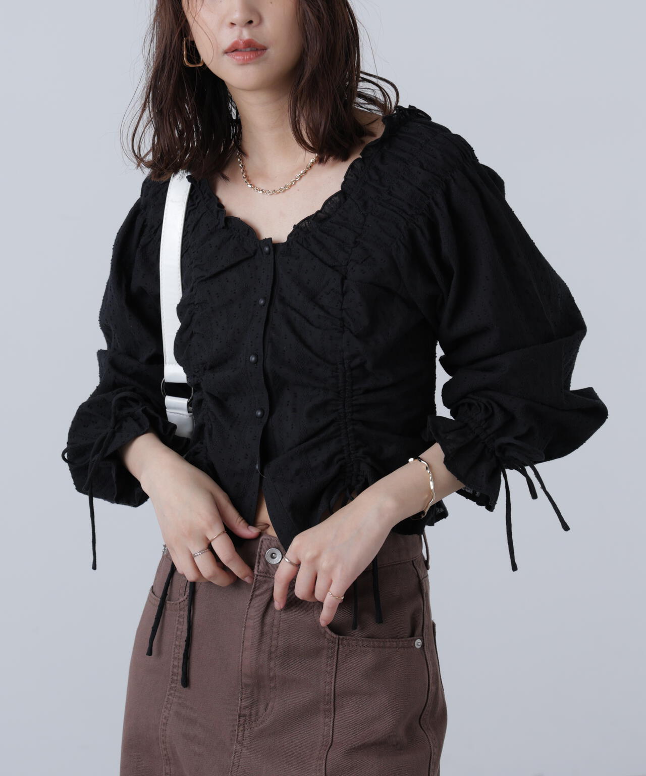ドロストリボン長袖ブラウス
