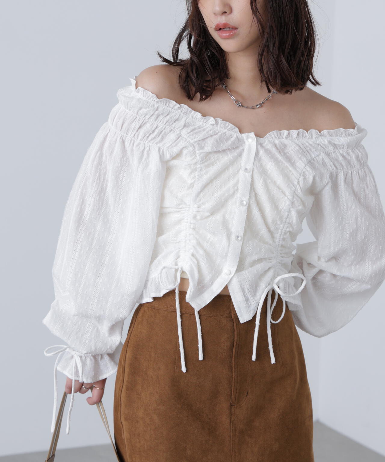 ドロストリボン長袖ブラウス