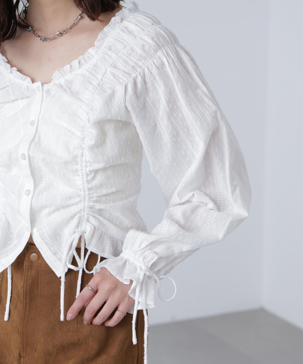 ドロストリボン長袖ブラウス