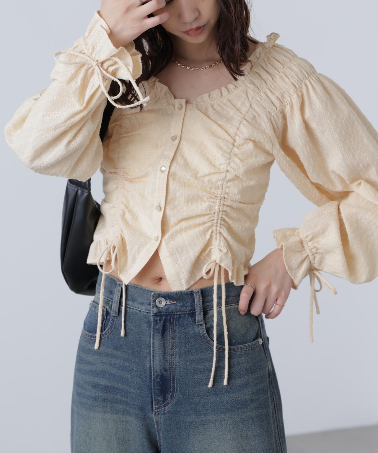 ドロストリボン長袖ブラウス