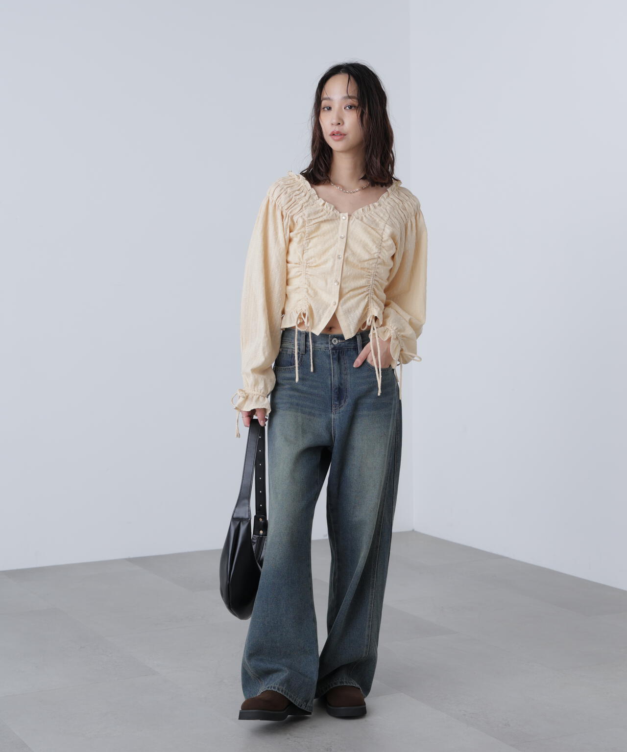 ドロストリボン長袖ブラウス