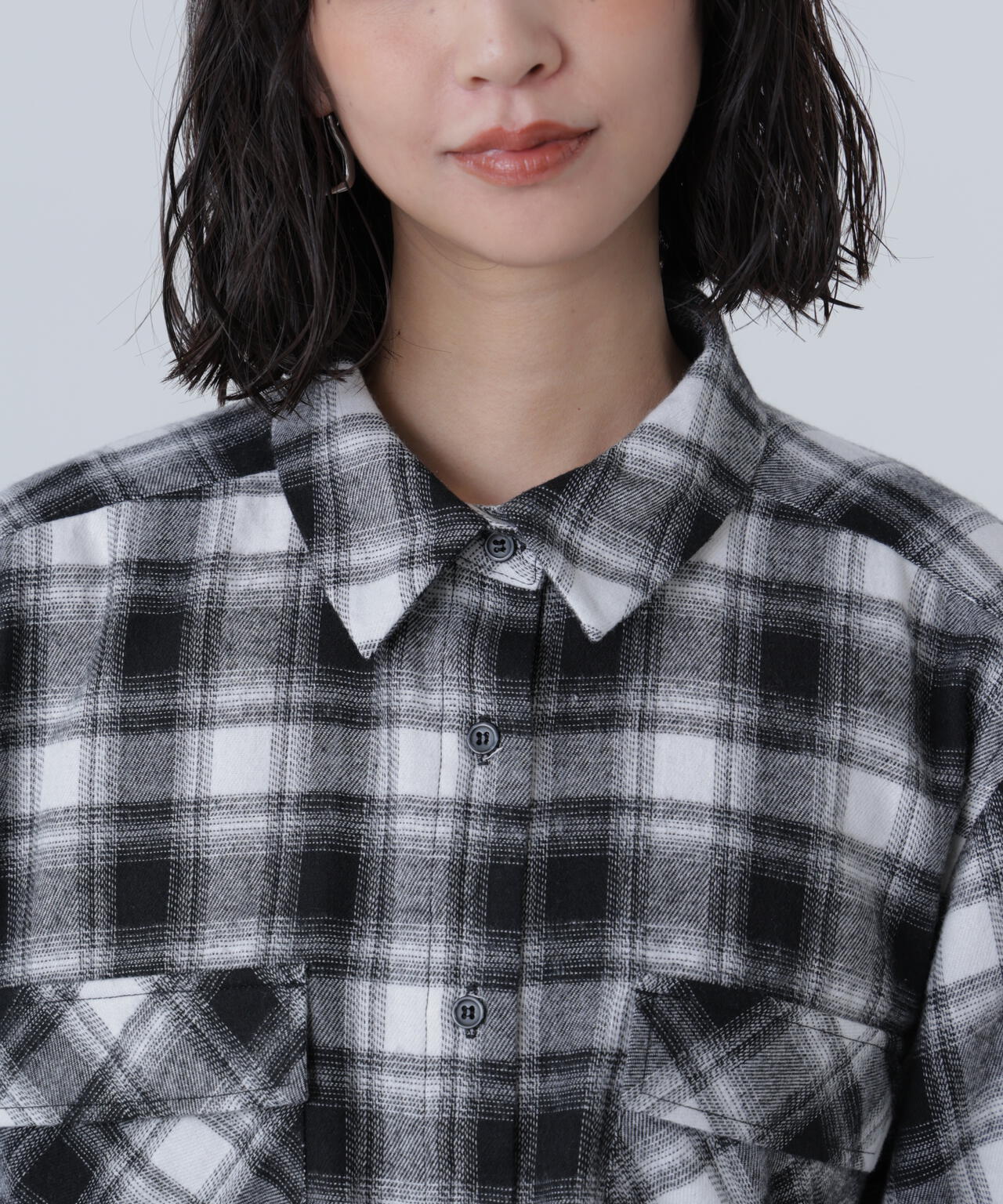 ビッグポケットショート丈シャツ