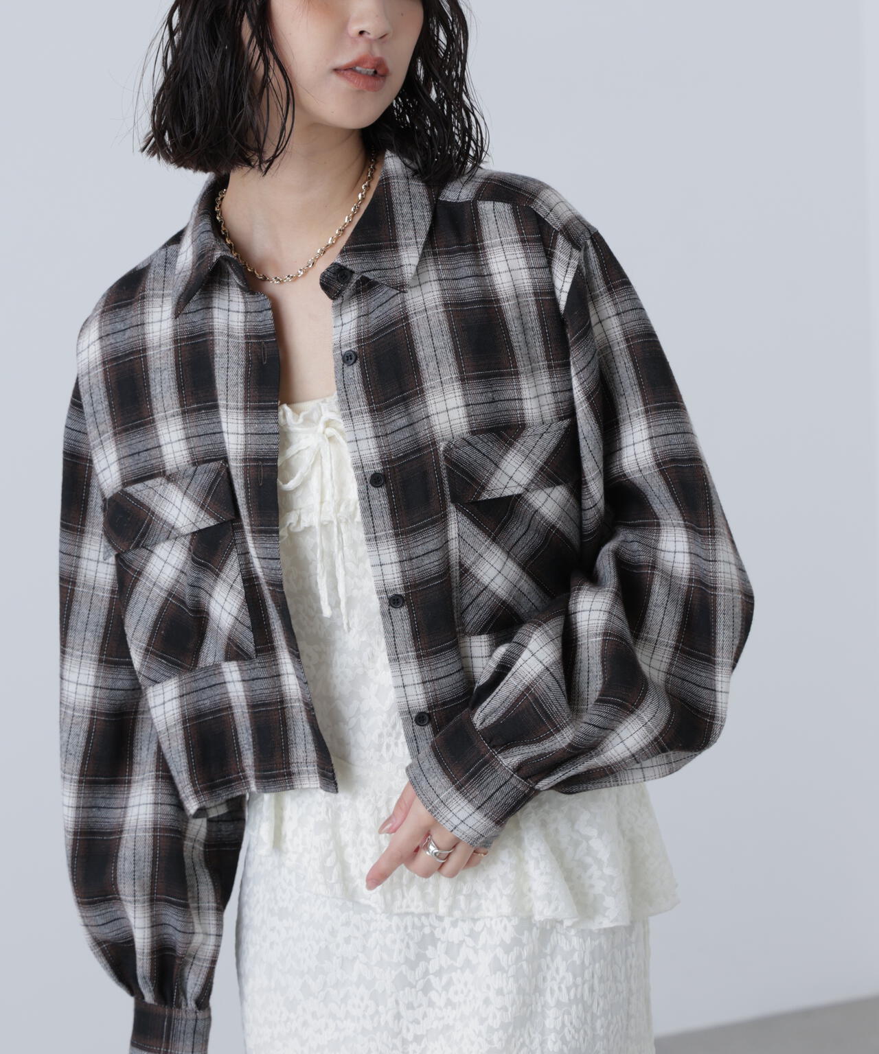 ビッグポケットショート丈シャツ