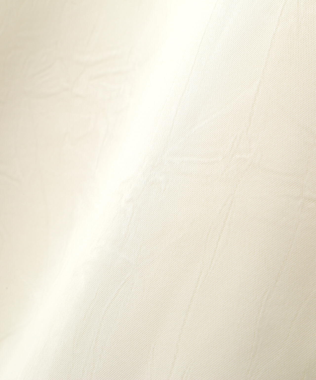 サテンナローロングスカート