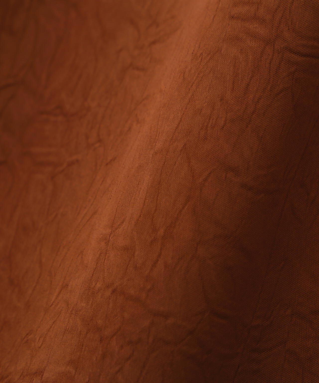 サテンナローロングスカート