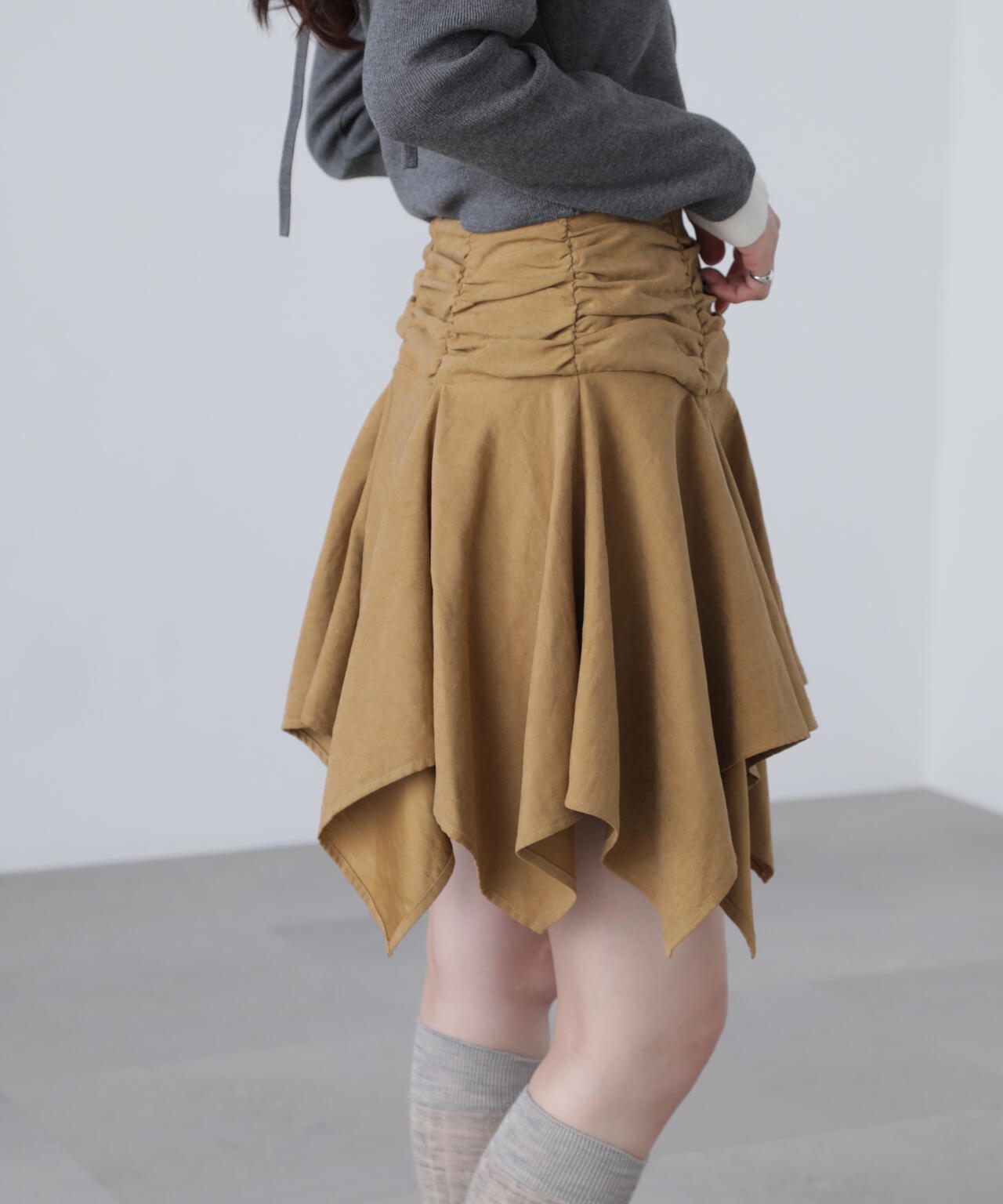 イレヘムギャザーミニスカート