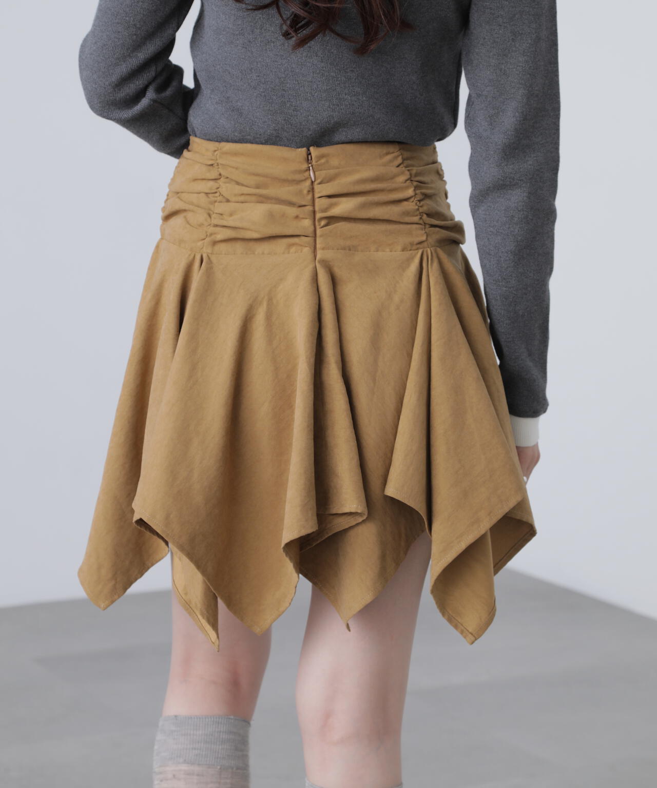 イレヘムギャザーミニスカート