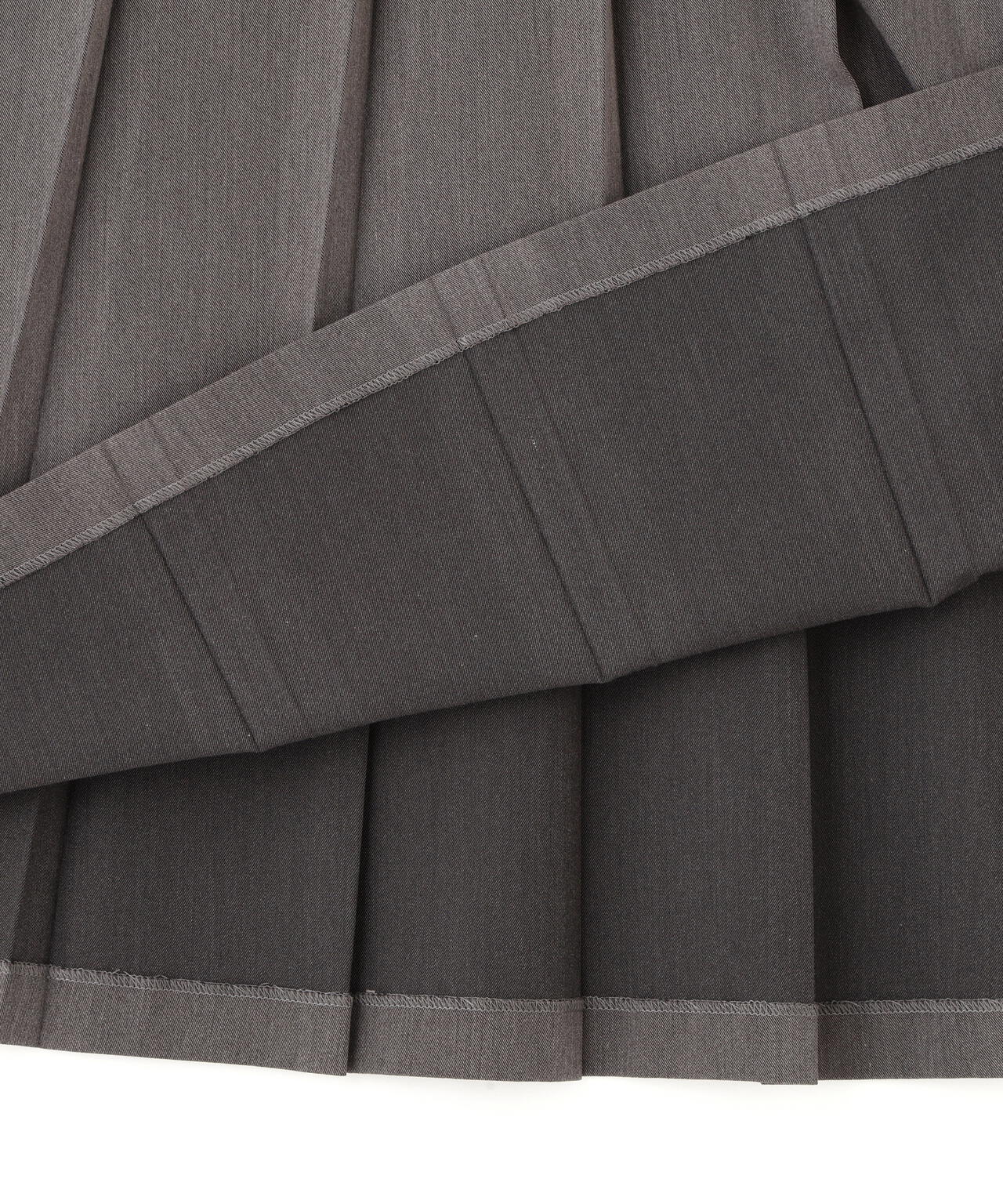 プリーツロングスカート