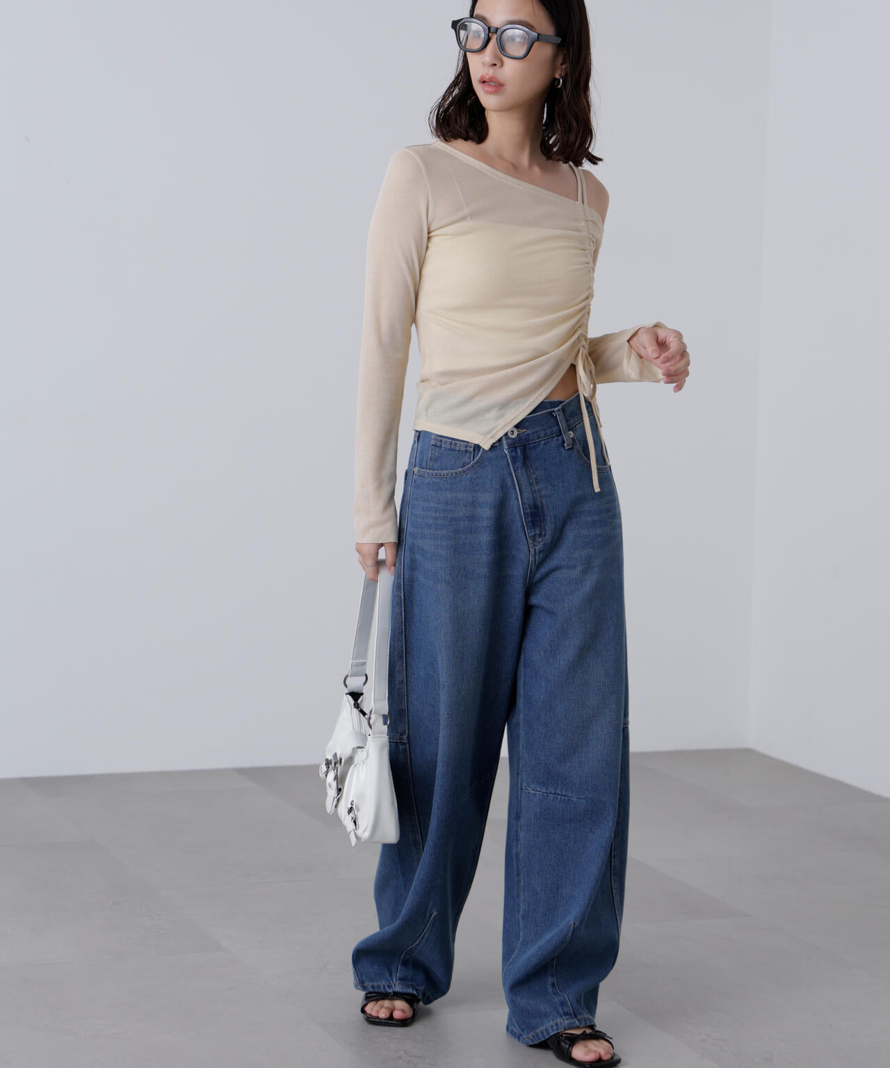 [低身長サイズ/Sシリーズ]アシメベルトコクーンデニムパンツ