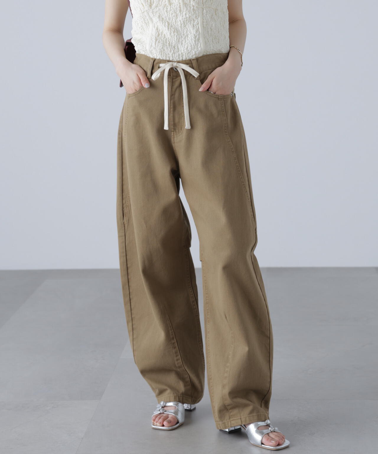 ドロストバレルレッグデニムパンツ