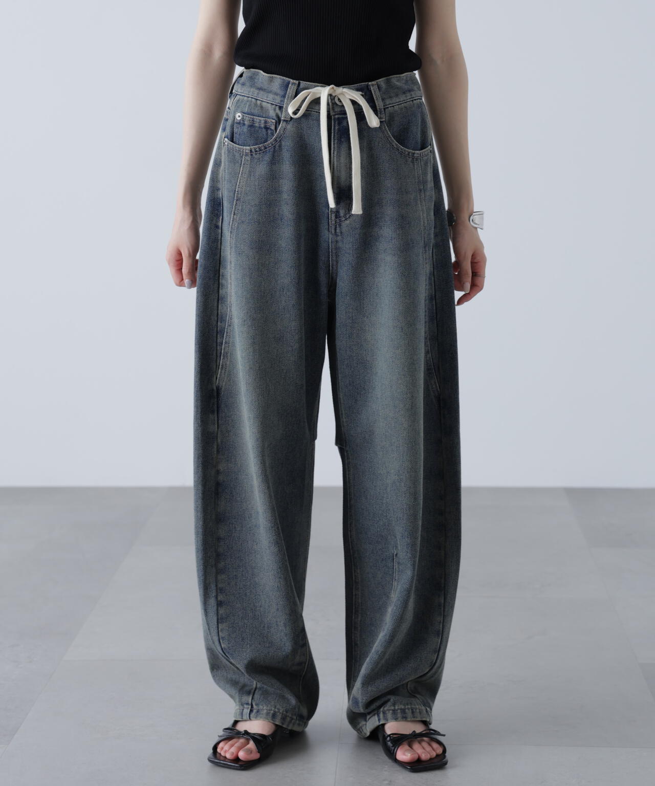 ドロストバレルレッグデニムパンツ