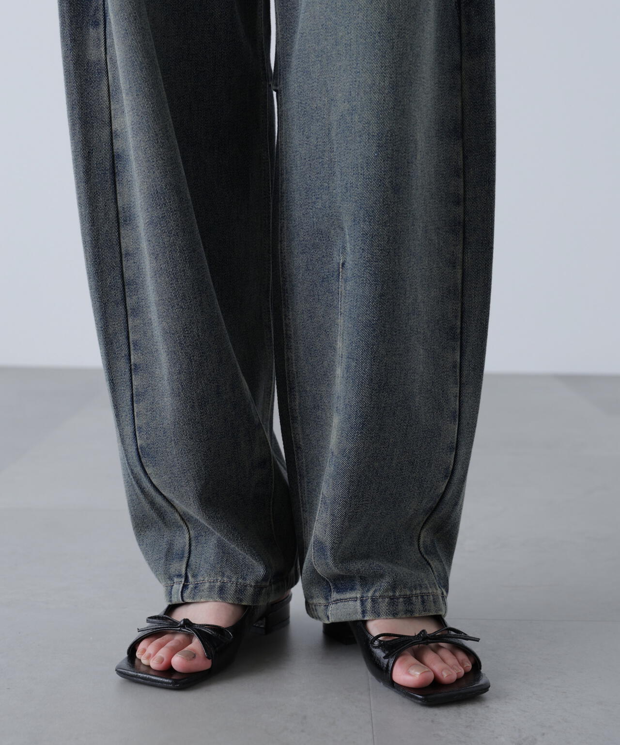 ドロストバレルレッグデニムパンツ