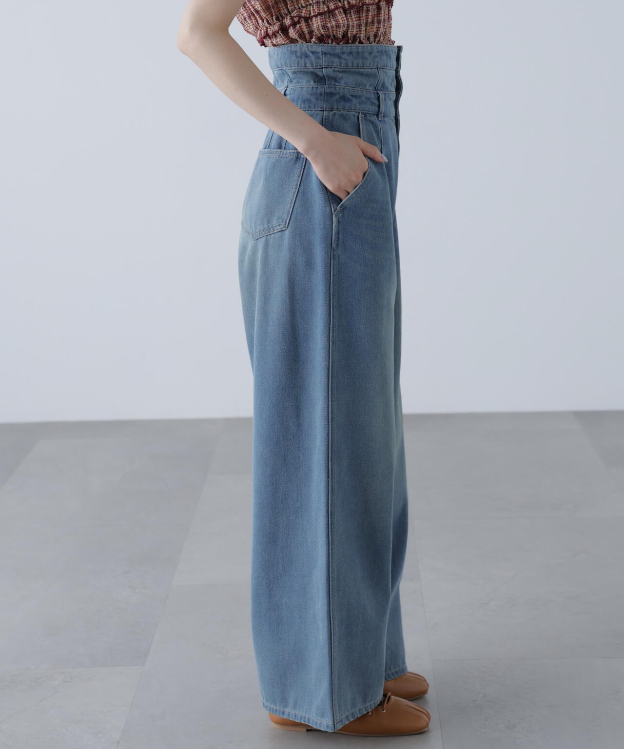 折り返しハイウエストデニムパンツ