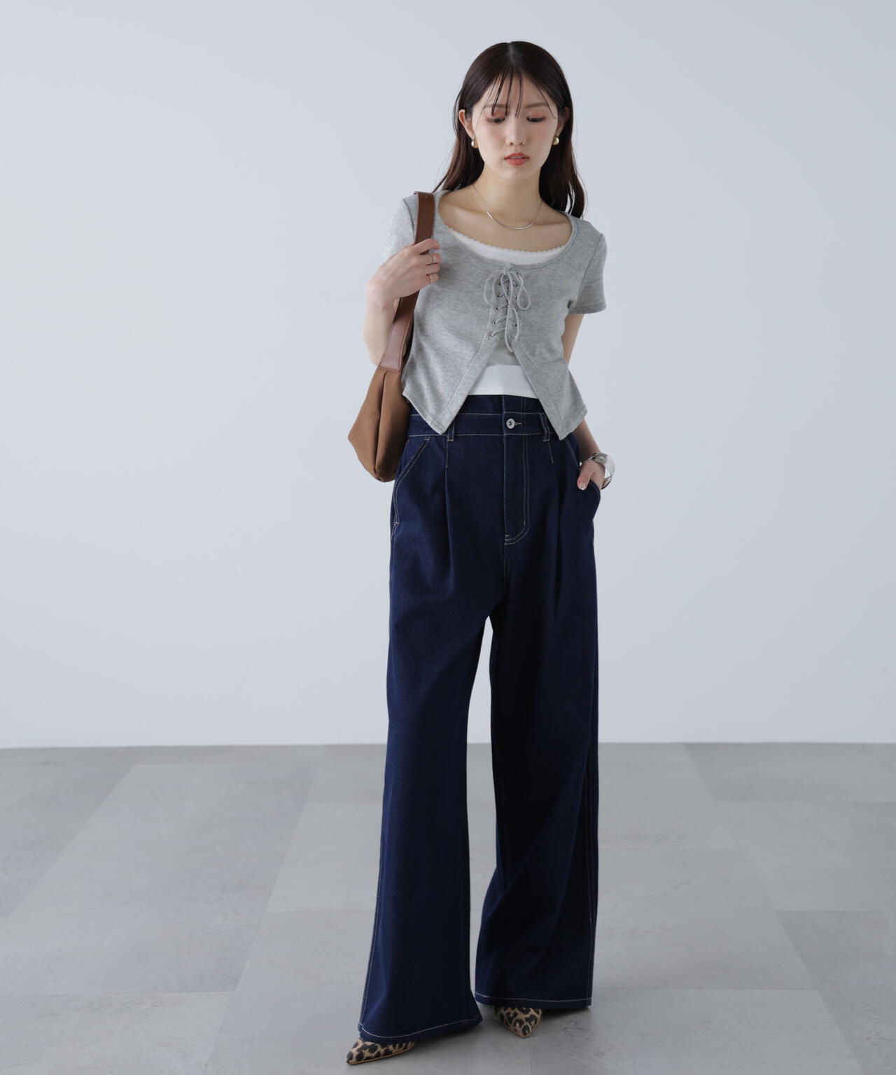 折り返しハイウエストデニムパンツ