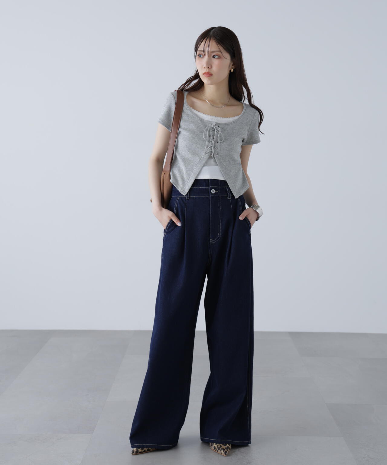 折り返しハイウエストデニムパンツ