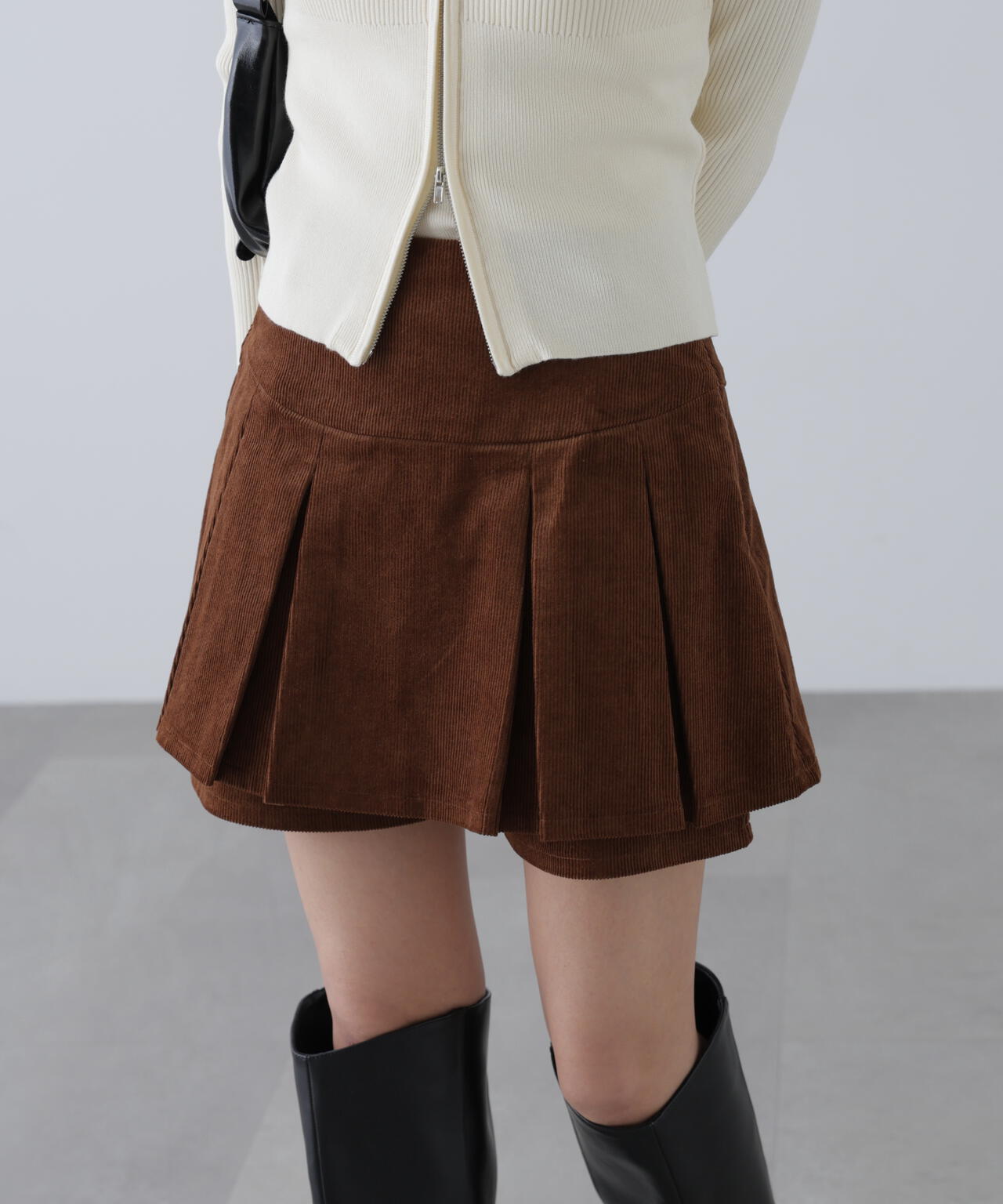 最終値下げ　プリーツプリーズ ダークブラウン MIST サイズ3 プリーツショートパンツ | FREE'S MART（フリーズマート） ｜【公式