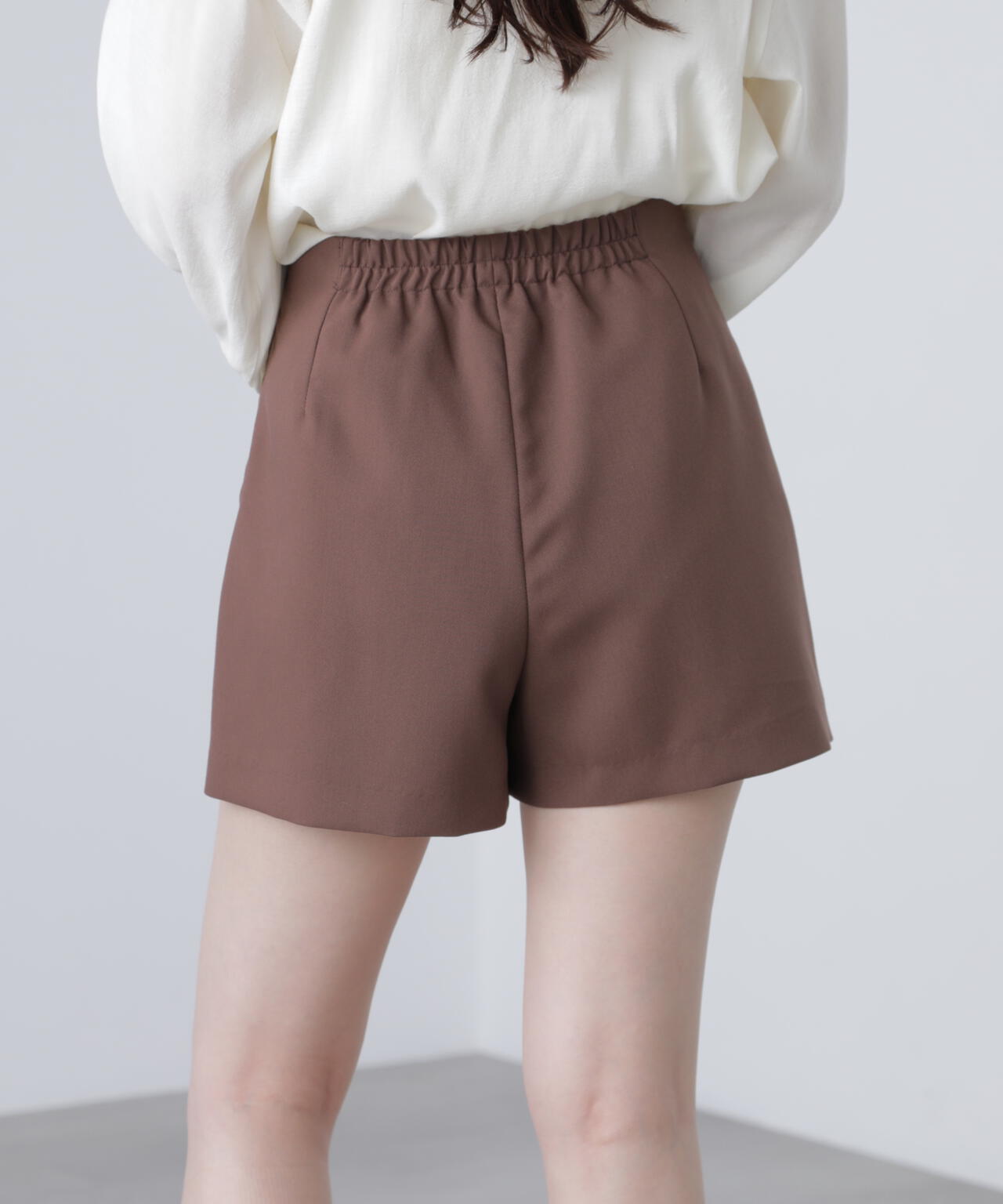ハイウエストショートパンツ